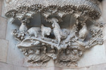 Basse-cour, sculpture de la Sagrada Familia